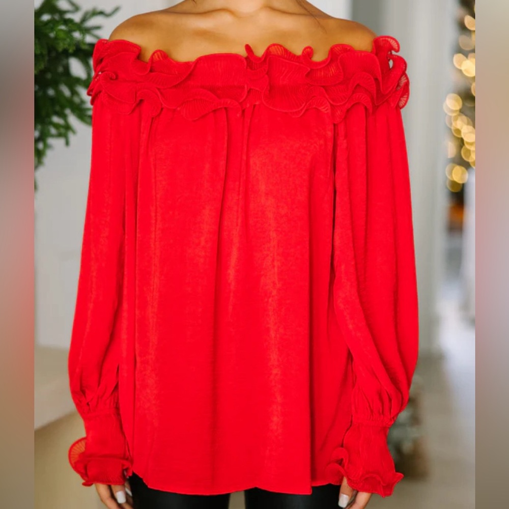 Red ruffle valentines/Christmas long sleeve top
